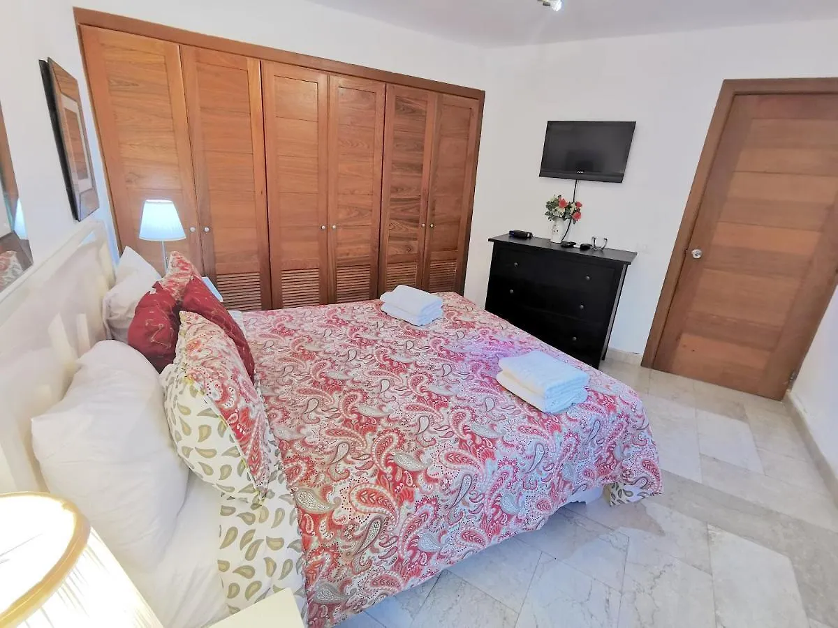فيلة بونتا كانا Ocean Front Condo - Playa Bavaro 8 Guests Bbq Wifi